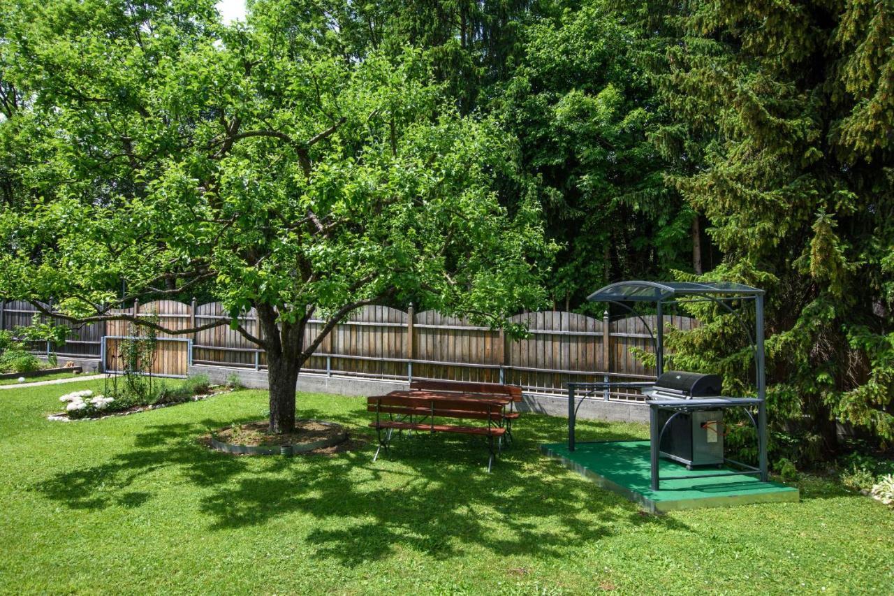 Garten Appartement Harmony Finkenstein am Faaker See Eksteriør billede